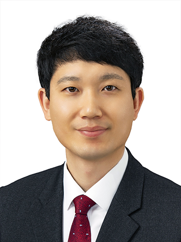 윤여훈홍은.jpg